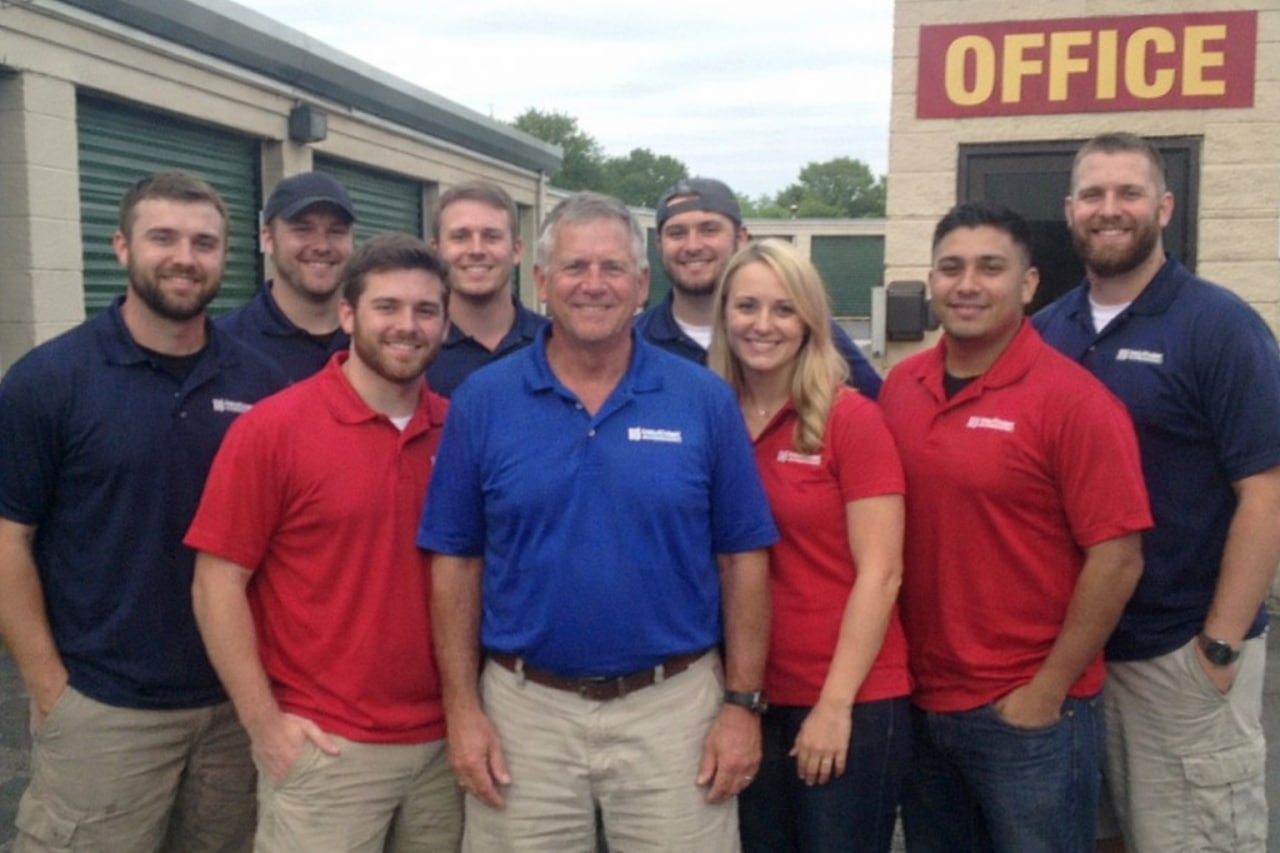 Water damage restoration professionals in Roseville, MI